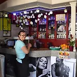 Funky Boutique & Adventures Gasthof Përmet