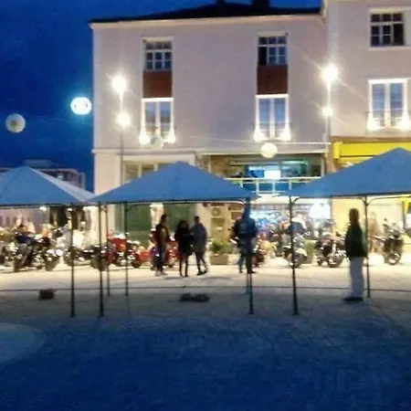 Πανσιόν Funky Boutique & Adventures