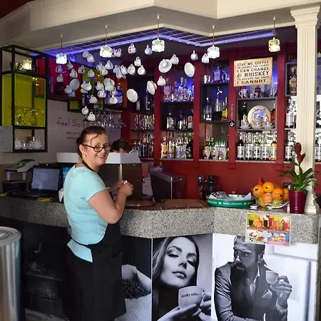 Funky Boutique & Adventures Guest house Permet