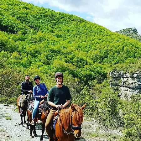 Πανσιόν Funky Boutique & Adventures 3*