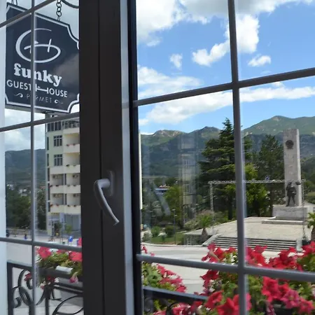 Funky Boutique & Adventures