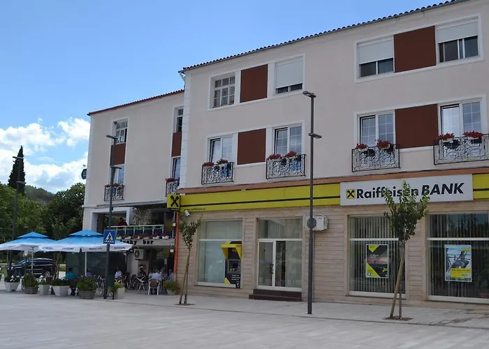 Funky Boutique & Adventures Guest house 3*