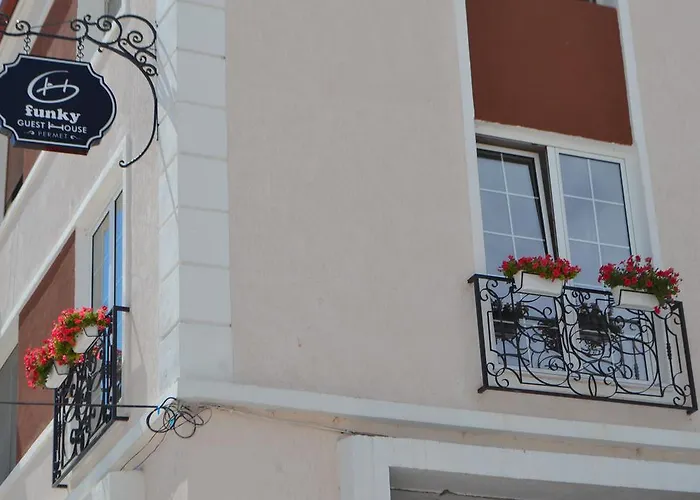 Guest house Funky Boutique & Adventures 3*