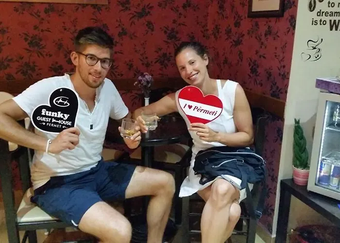 Funky Boutique & Adventures Permet