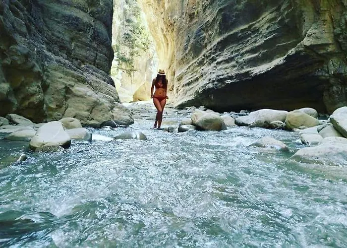 Guest house Funky Boutique & Adventures 3*