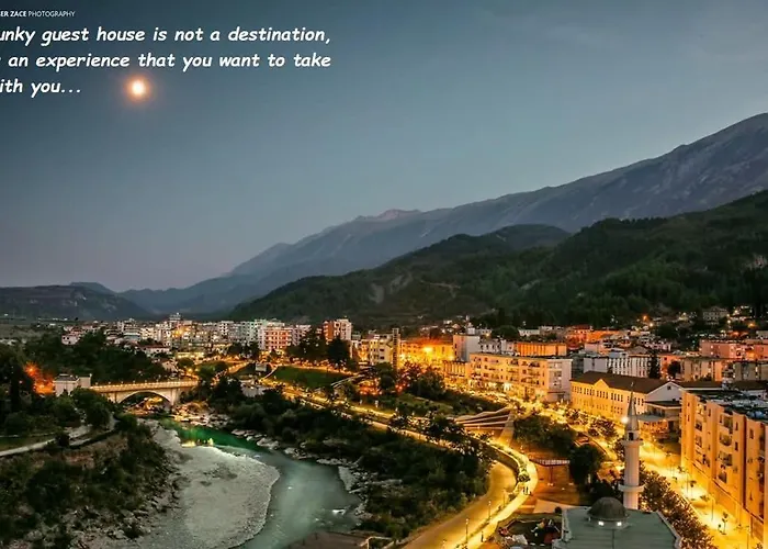 Guest house Funky Boutique & Adventures