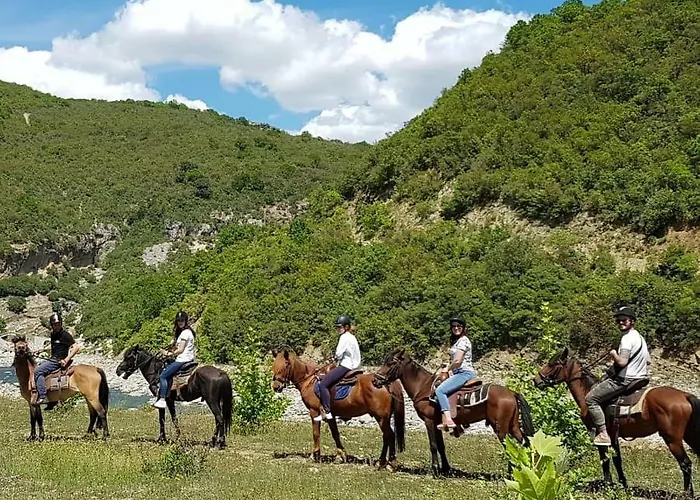 Funky Boutique & Adventures