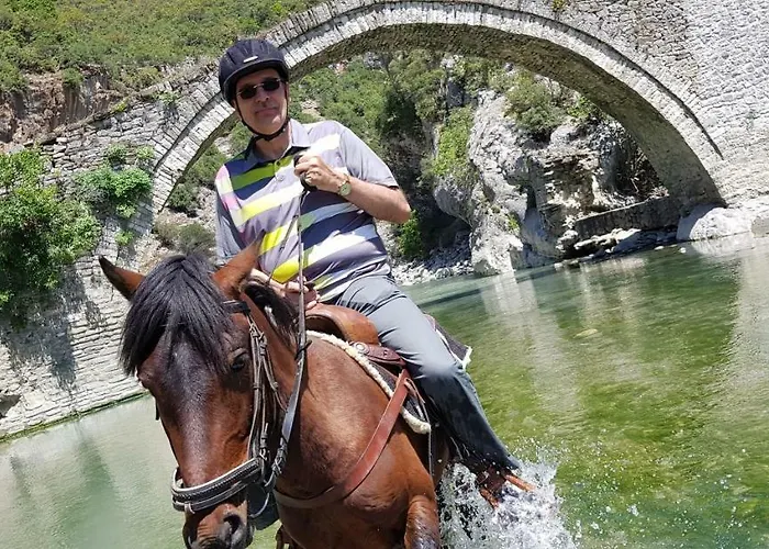 Guest house Funky Boutique & Adventures Permet