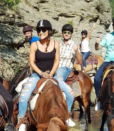 Funky Boutique & Adventures بيت ضيافة 3*